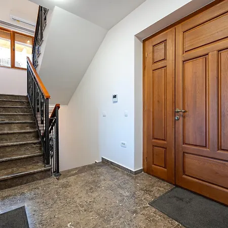 Apartment Presidente Budva