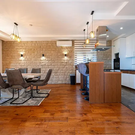 Presidente Apartment *